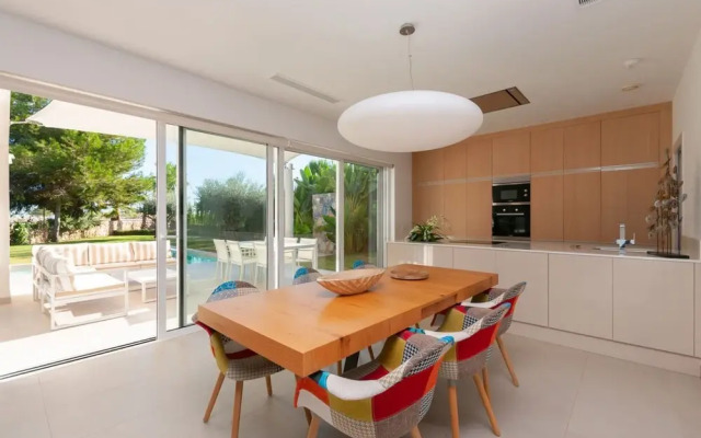 Sisu Willa z Podgrzewanym Basenem Las Colinas Golf