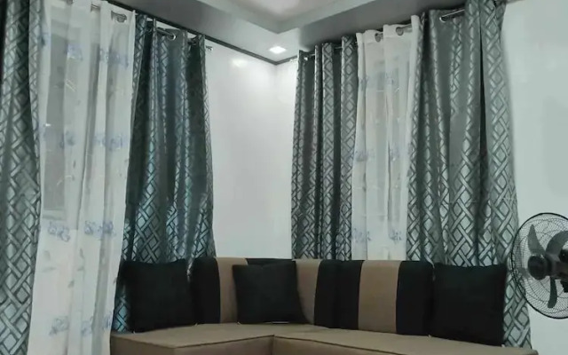 3g's & C Calapan Transient House