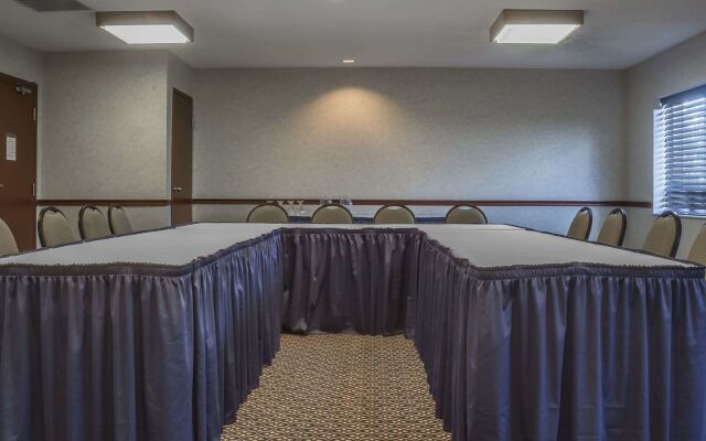 Comfort Suites London