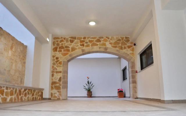 Ledra Maleme Hotel