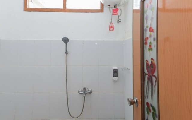 RedDoorz @ WR. Supratman Batu