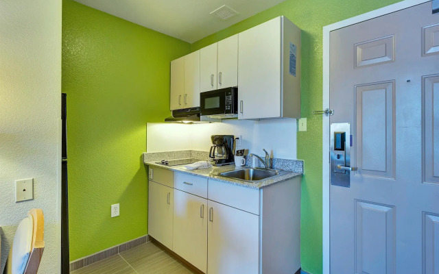 Motel 6 Belmont, CA - San Francisco - Redwood City