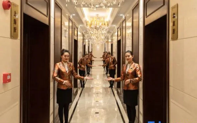 Yuetai Hotel in Ju County