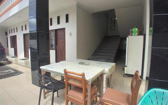 OYO 90751 Graha Sei Batugingging