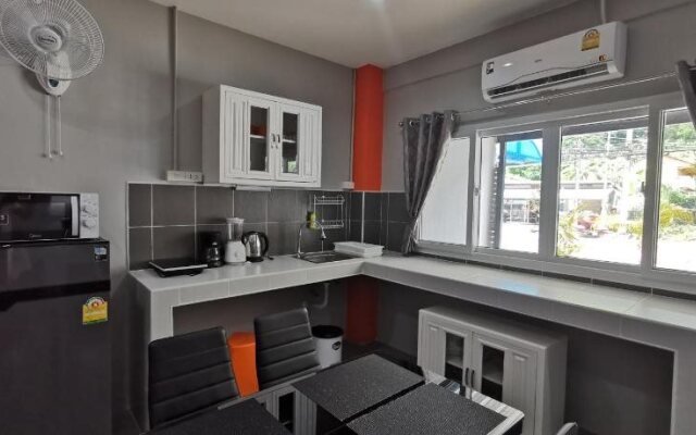 Karon Studio Apartment