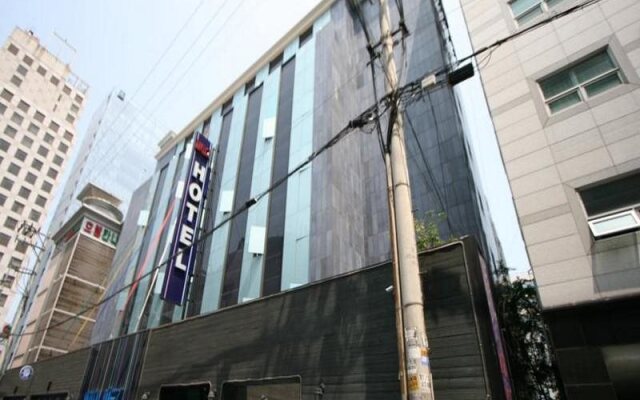 Wiiz Hotel