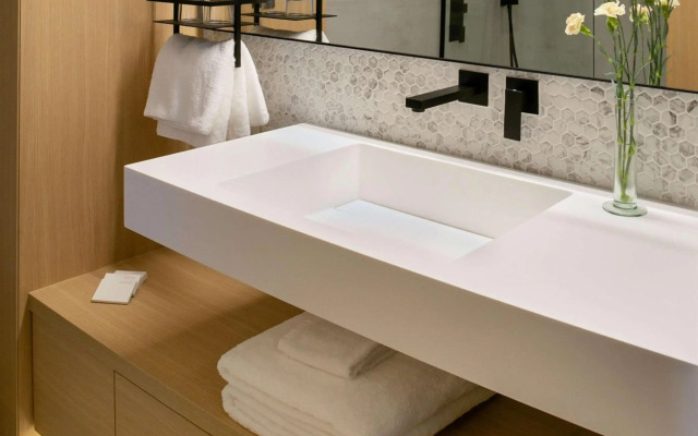 Mercure Larnaca Beach Resort