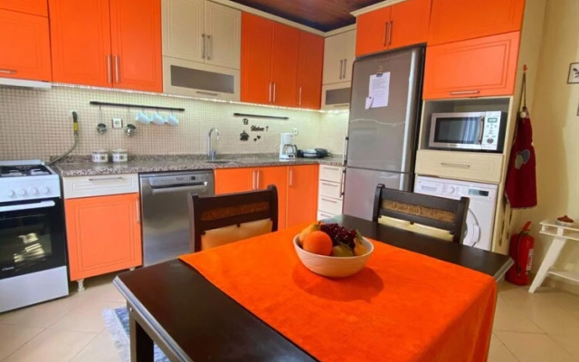 Cozy Villa With Backyard and Fireplace in Sapanca