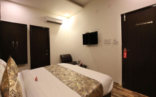 Hotel Rich Inn by OYO Rooms