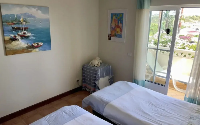 Coastal Holiday Home With Shared Pool