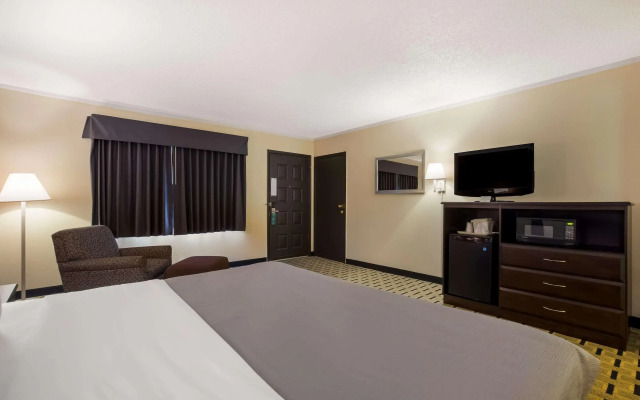 Quality Inn & Suites Millville