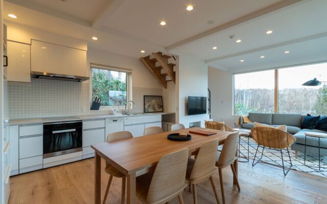 Komorebi Chalet by Hokkaido Tracks