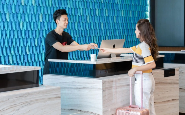 Atour Hotel Jiangxia Metro Station