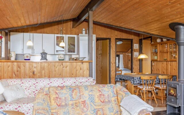 6 Person Holiday Home in Vestervig