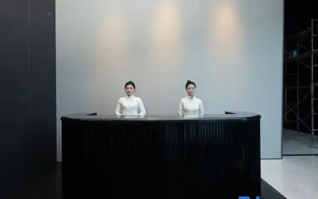 Yin Plus Hotel