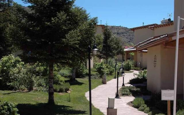 Aparthotel Biosostenible Jardín del Río Cuervo