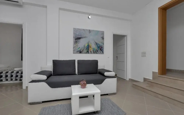 Petar - 200 m From Beach - A1