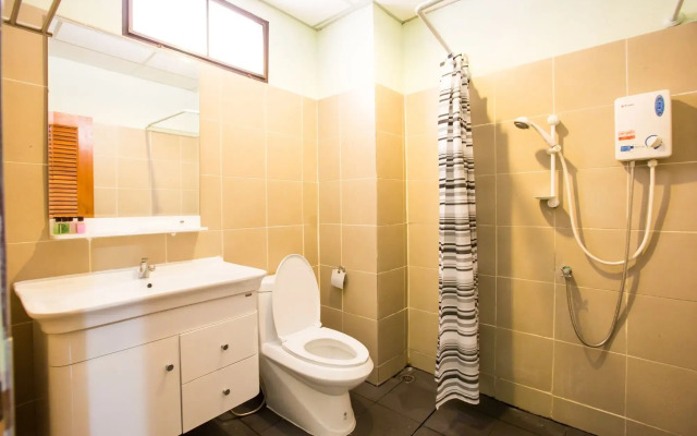 Banlanna Services Apartment