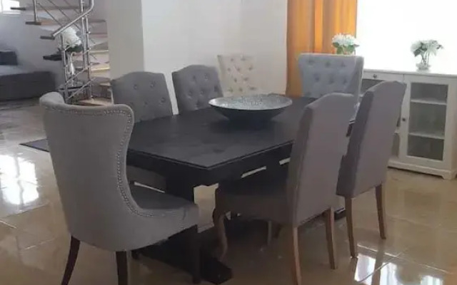 Luxury Family Friendly Pent House