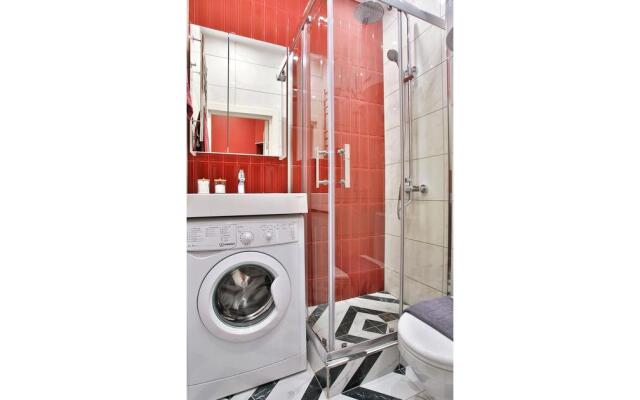 Room2day on Tipanova Street