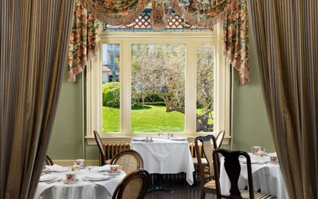 Huntingdon Hotel and Suites