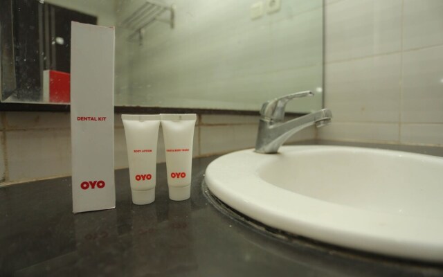 Hotel Sembilan Sembilan by OYO Rooms