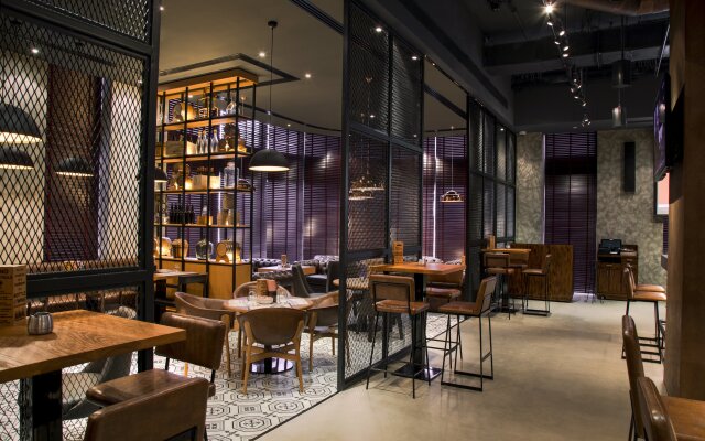 Pearl Rotana Hotel Capital Centre