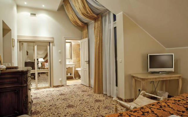 Grand Rose SPA Hotel