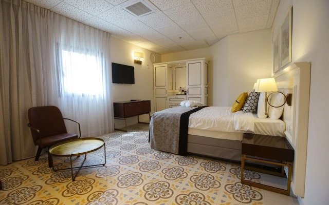 Edmond Luxury Hotel & Spa