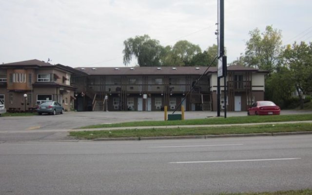 Knights Inn Oshawa