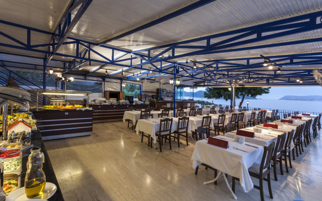 Aqua Princess Hotel