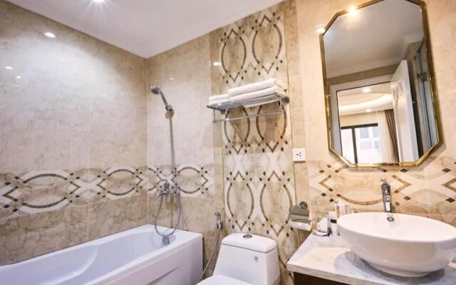 Golden Tree Hotel & Apartment