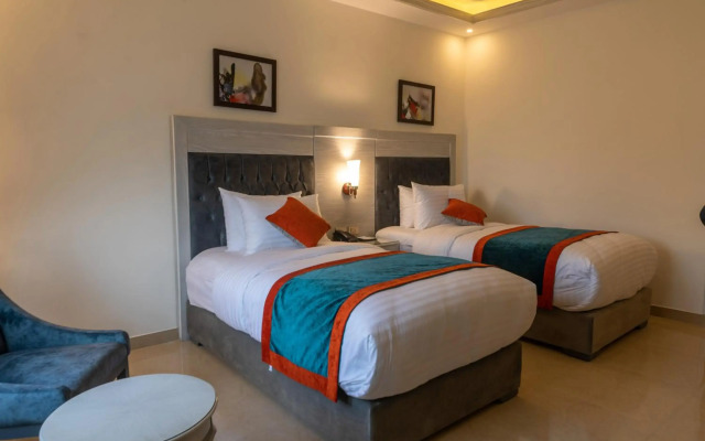 Petra Canyon Hotel