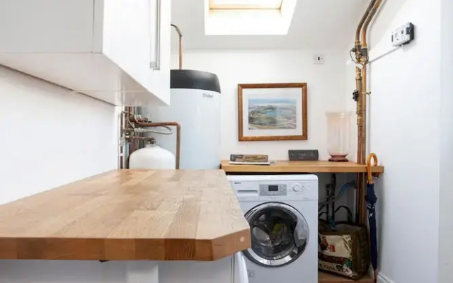Lighthouse With Sea-views in Cumbria, No Deposit