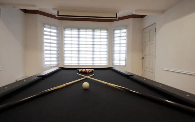 Seremban Grande Villa 163 by Vale Pine