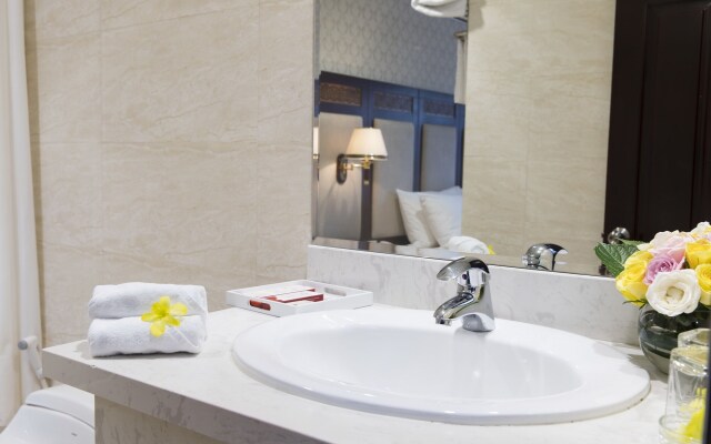 Galliot Hotel Nha Trang