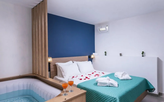 Alcyone Studios and Apartments