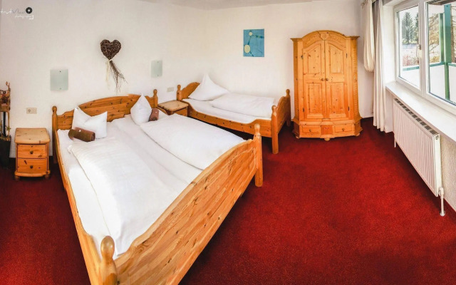 ALMHOF KITZLODGE *** Zimmer Suiten Apartments