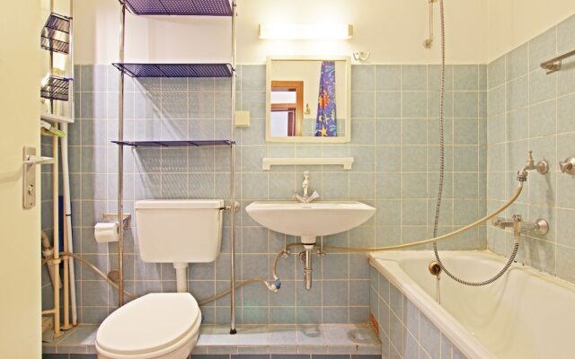 Private Apartment Ossietzkyring