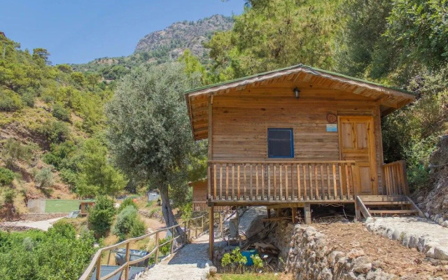 Helios Gunes Camping