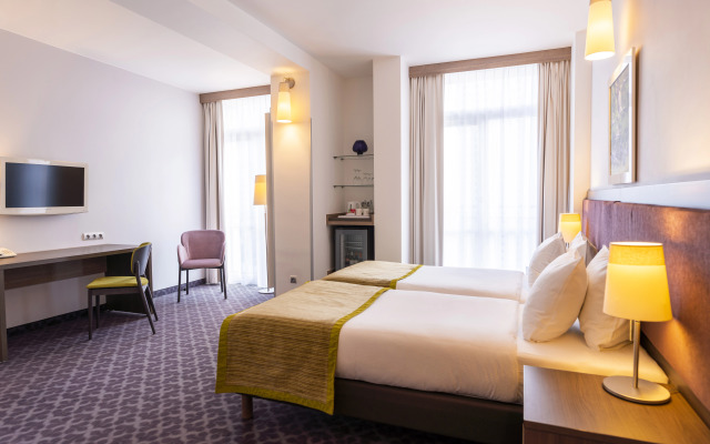 Metropol Hotel