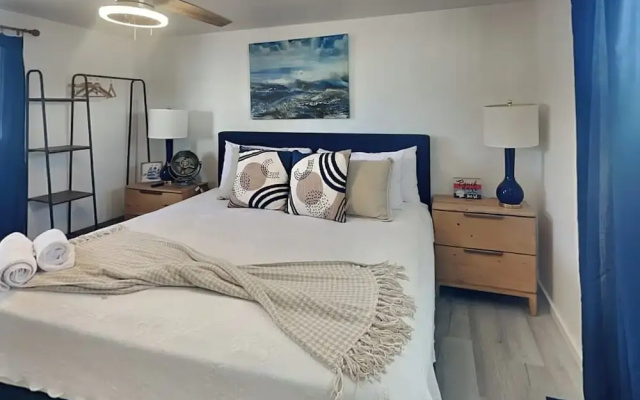 The Wave Cave by Silver Sands Vacation Rentals