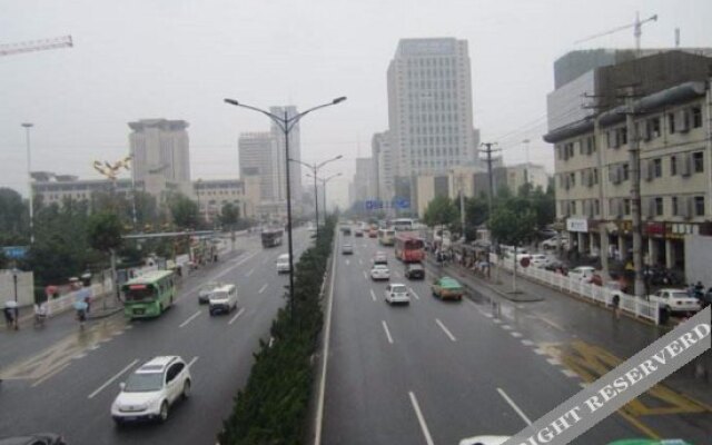 Xian Yijia Apartment Hotel