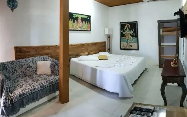 Thaiji Pousada e Parador