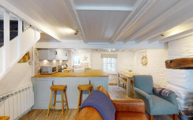 Lobster Cove, 50 yards from the sea