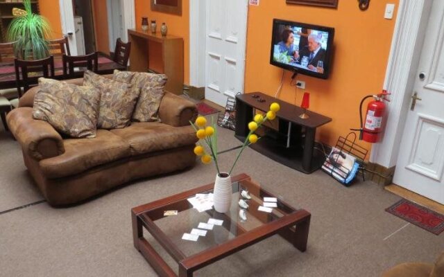 Hostal Kairos-Hostel