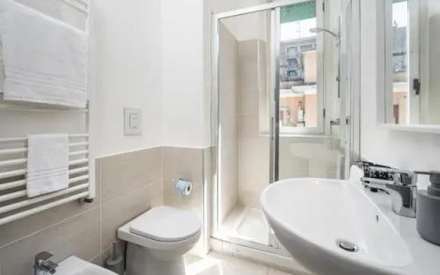 3 Design Apartments Near City Center