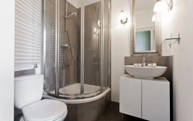 Angel House Bed & Breakfast