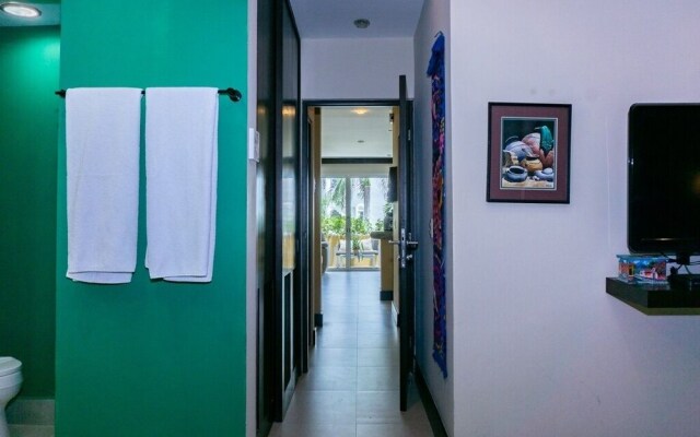 Casa Soleada 2 Bedroom Condo by RedAwning