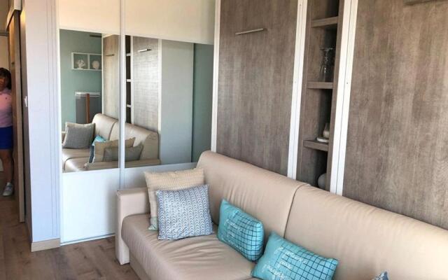 Appartement Balaruc-les-Bains, 1 pièce, 2 personnes - FR-1-553-79